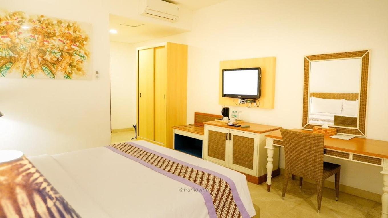 Puri Lovina Hotel Buitenkant foto